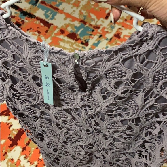 NWT Crochet Lace Shift Dress! Size Medium - Picture 4 of 4